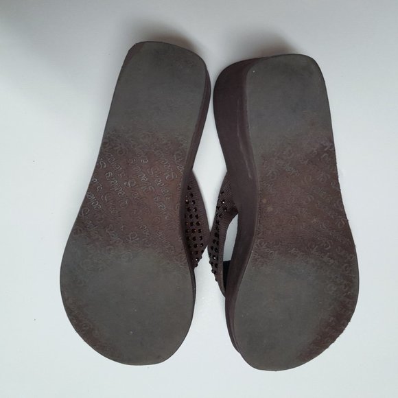 Skechers Brown Platform Slip On Thong Sandals - Picture 4 of 6